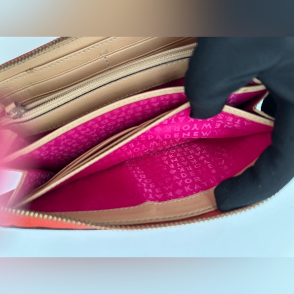 Kate Spade Neda Wellesley  Red Leather Wallet With Vibrant Pink Interior - Picture 8 of 11